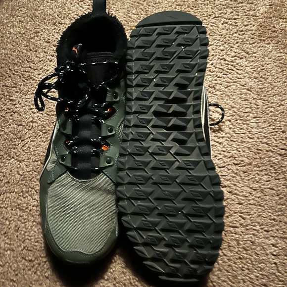 Puma Shoes - Picture 3 of 3